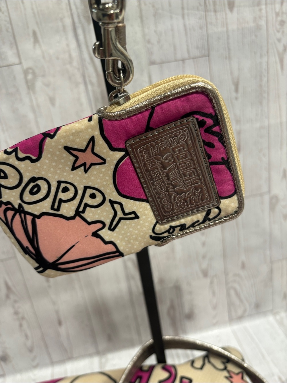 Coach Poppy Floral Graffiti Crossbody Bag with Pink and Wristlet - Picture 11 of 14